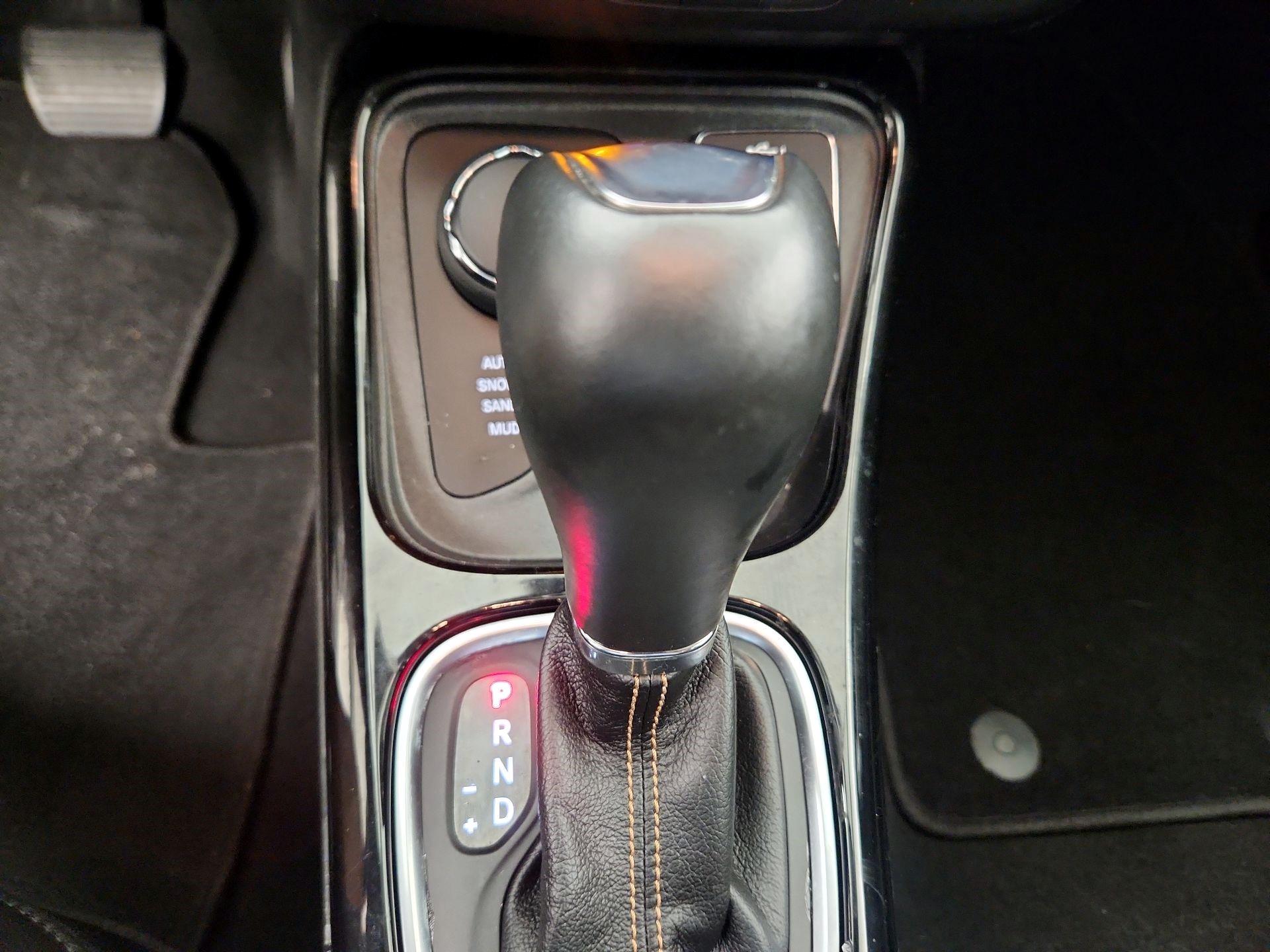 Thumbnail: 2021 Jeep Compass - 17