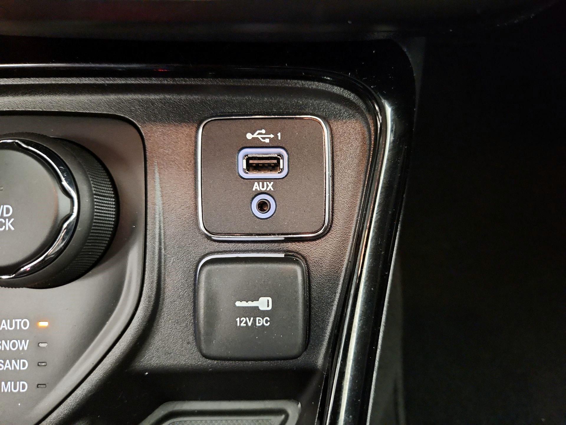 Thumbnail: 2021 Jeep Compass - 18