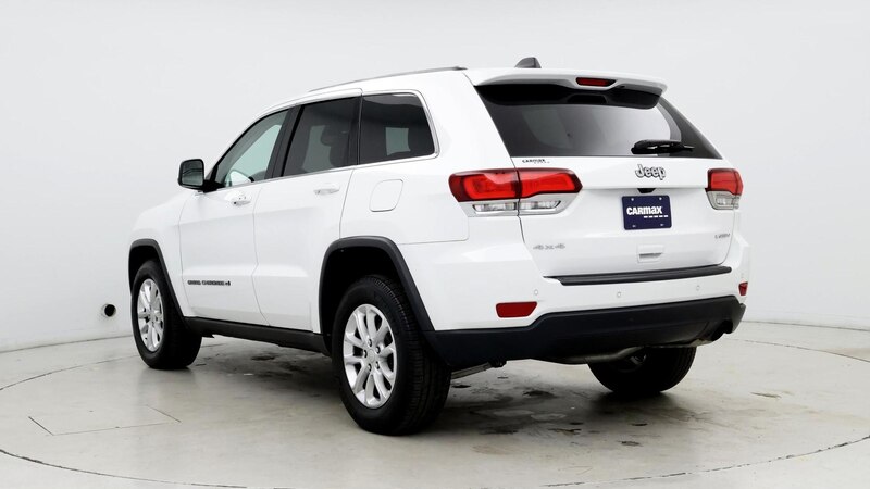 2022 Jeep Grand Cherokee Laredo 2