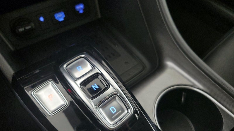 2022 Hyundai Sonata Limited 18