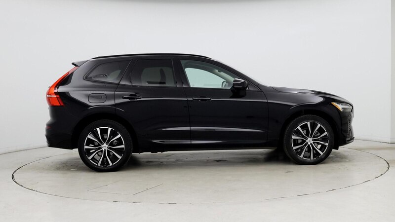 2024 Volvo XC60 B5 Plus 7