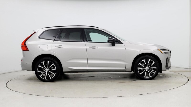 2024 Volvo XC60 B5 Plus 7