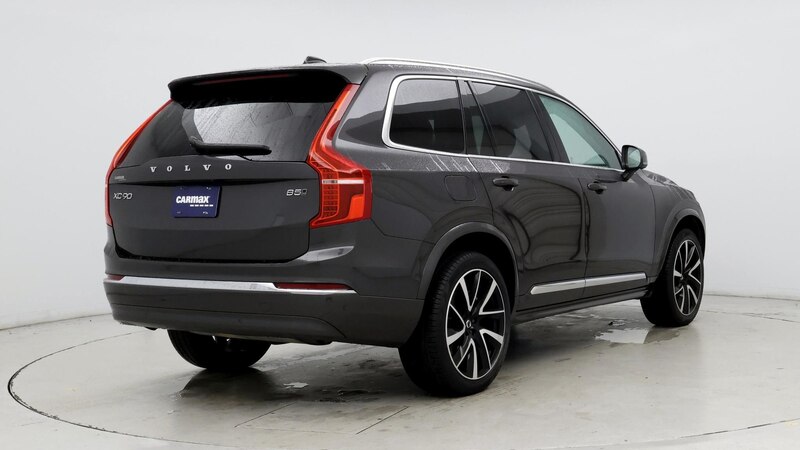 2024 Volvo XC90 B5 Plus 8