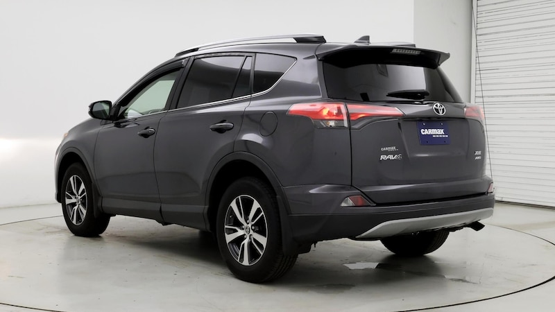 2018 Toyota RAV4 XLE 2