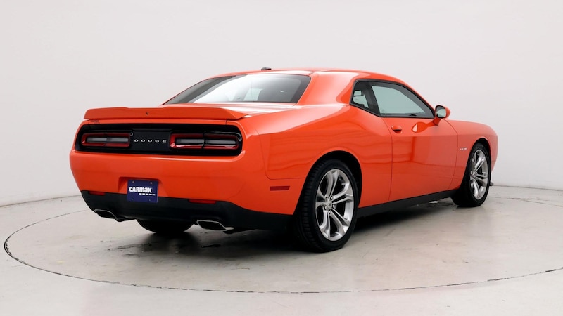 2021 Dodge Challenger R/T 8