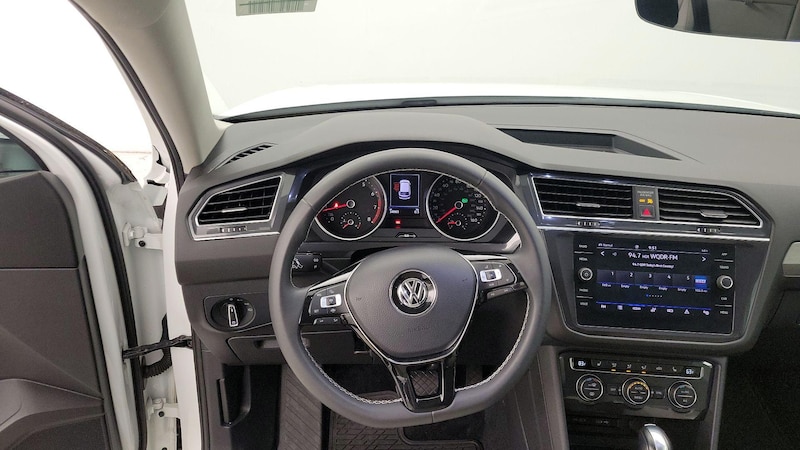 2021 Volkswagen Tiguan SE 10