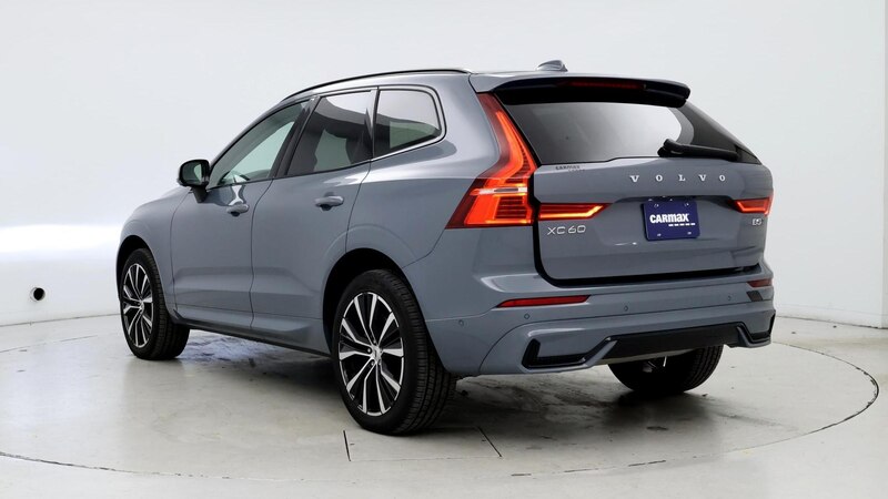 2024 Volvo XC60 B5 Plus 2