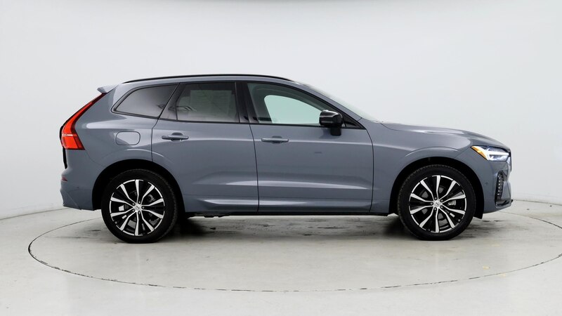 2024 Volvo XC60 B5 Plus 7