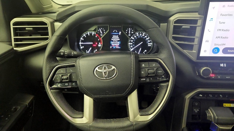 2022 Toyota Tundra Limited 10