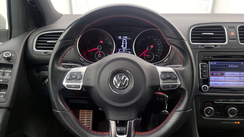 2013 Volkswagen Golf GTI 10