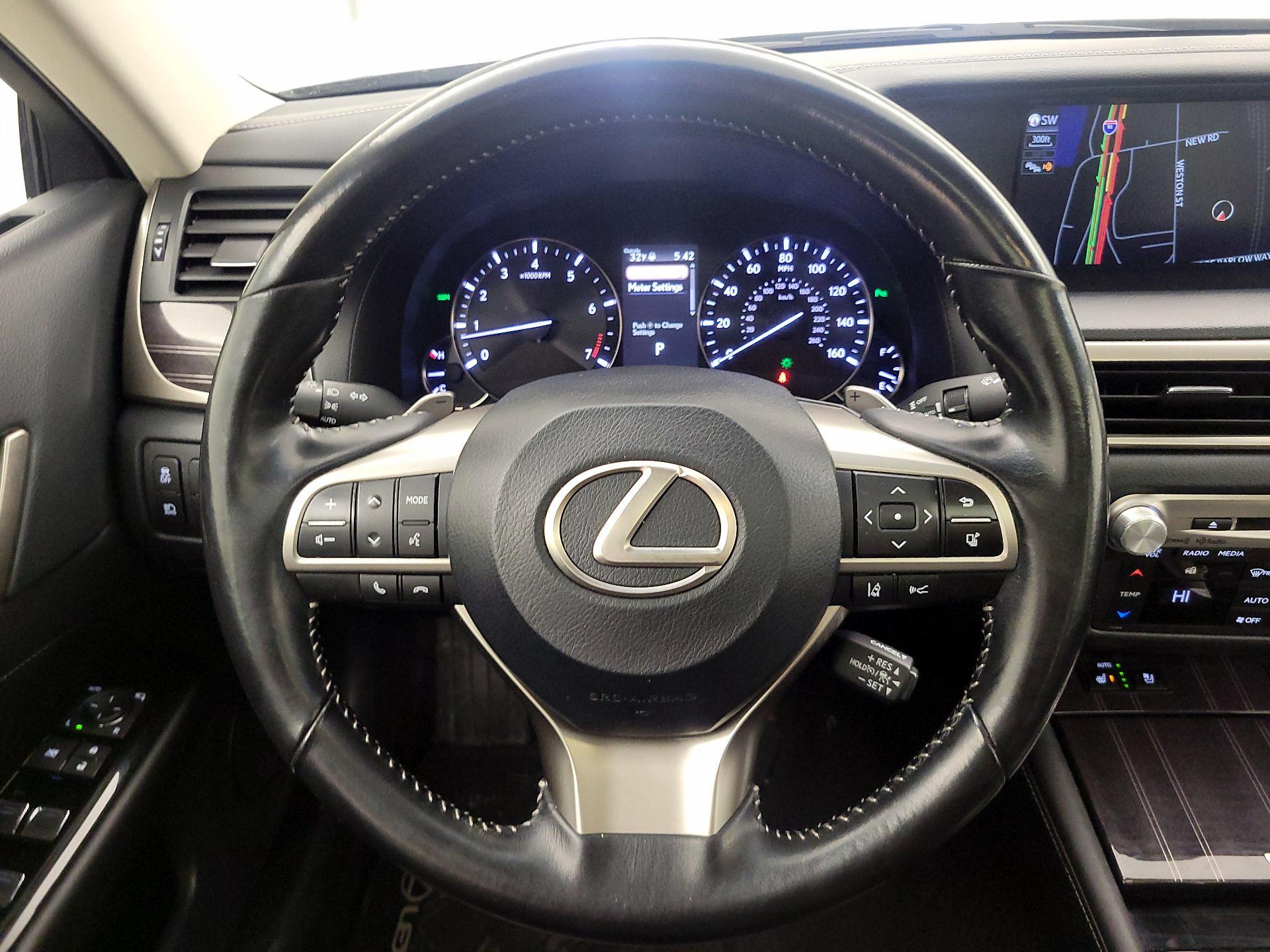 Thumbnail: 2017 Lexus GS - 10