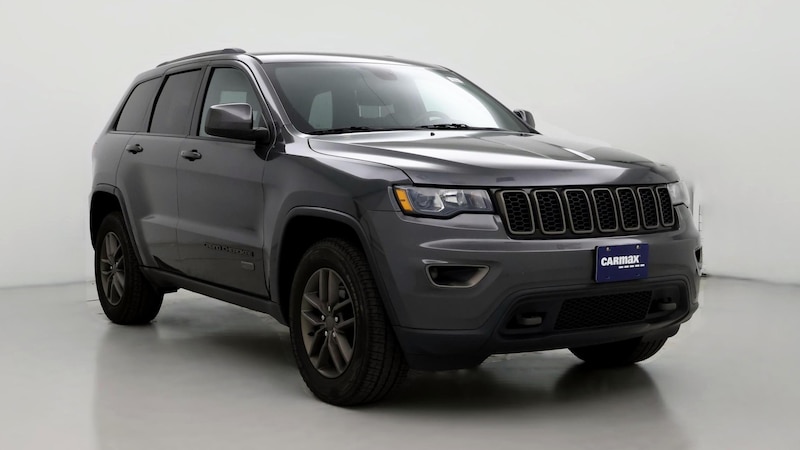 2016 Jeep Grand Cherokee 75th Anniversary Edition Hero Image