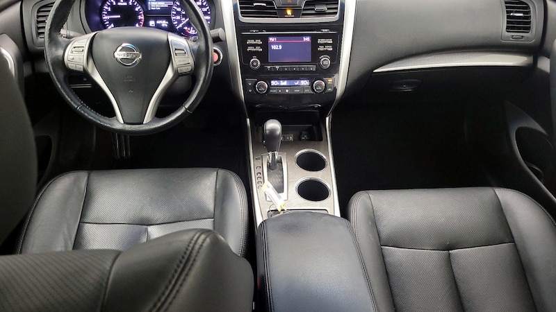 2014 Nissan Altima SL 9