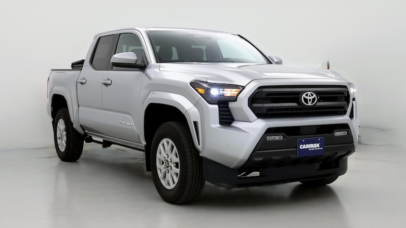 2024 Toyota Tacoma SR5 Hero Image