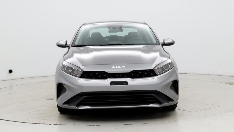 2023 Kia Forte LXS 5