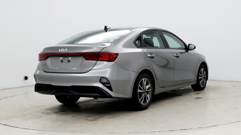 2023 Kia Forte LXS 8