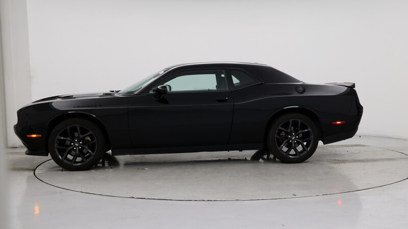 2022 Dodge Challenger SXT 3