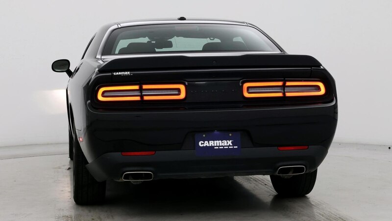 2022 Dodge Challenger SXT 6