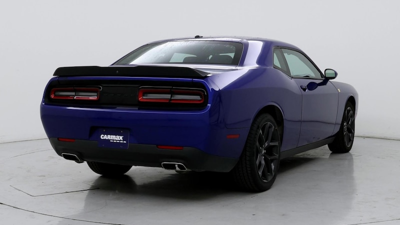 2022 Dodge Challenger SXT 8