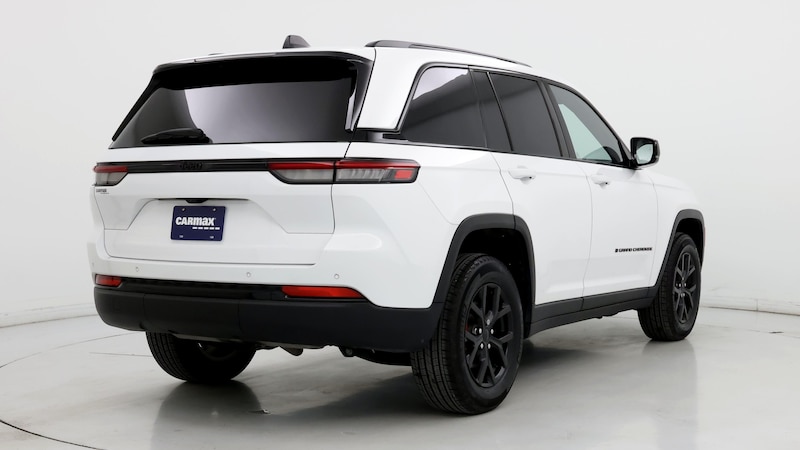 2023 Jeep Grand Cherokee Altitude 8