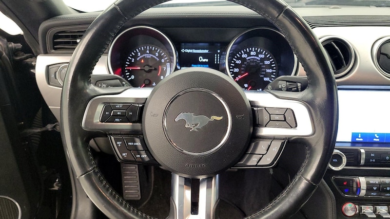 2022 Ford Mustang  10