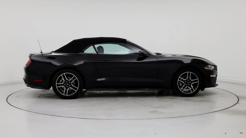 2022 Ford Mustang  7