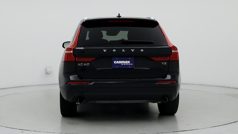 2021 Volvo XC60 T5 Momentum 6