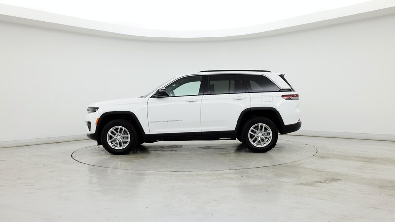 2024 Jeep Grand Cherokee Laredo 3