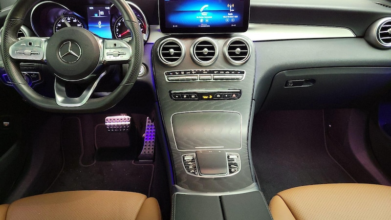 2021 Mercedes-Benz GLC 300 9