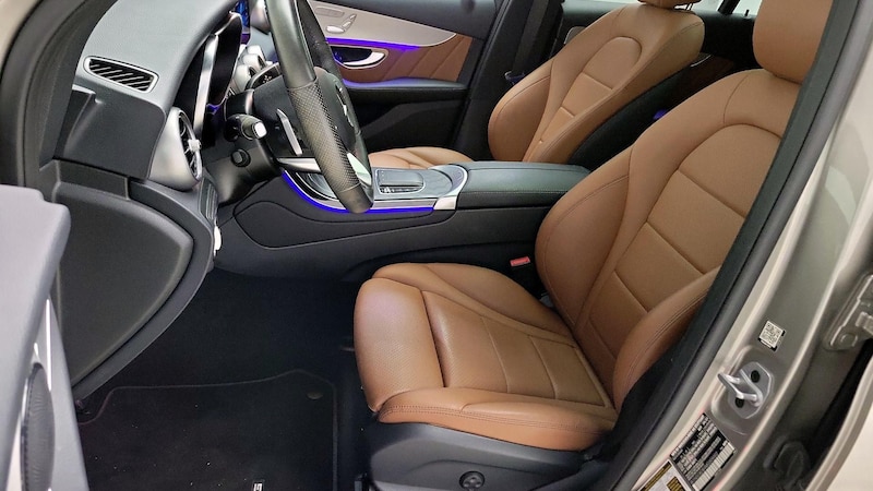 2021 Mercedes-Benz GLC 300 11