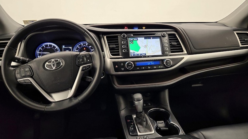 2017 Toyota Highlander XLE 9