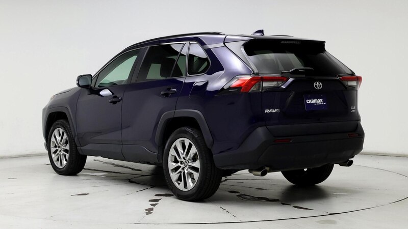 2021 Toyota RAV4 XLE 2