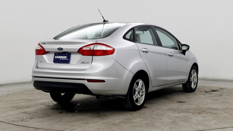 2018 Ford Fiesta SE 8