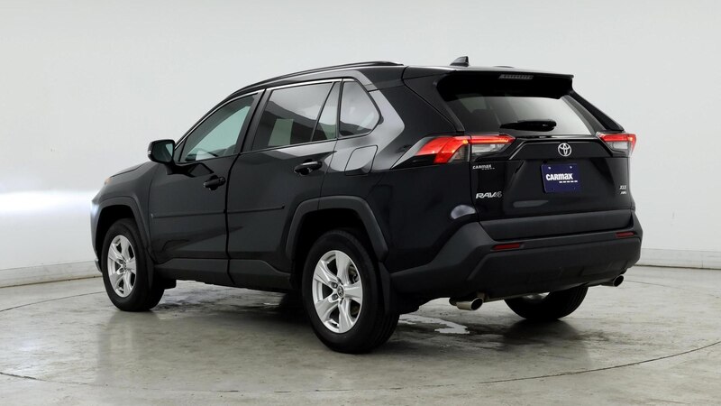 2021 Toyota RAV4 XLE 2