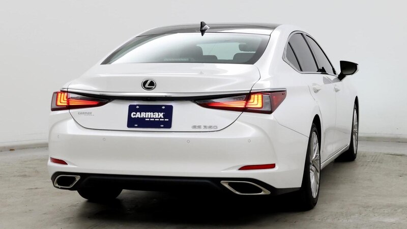2023 Lexus ES  8
