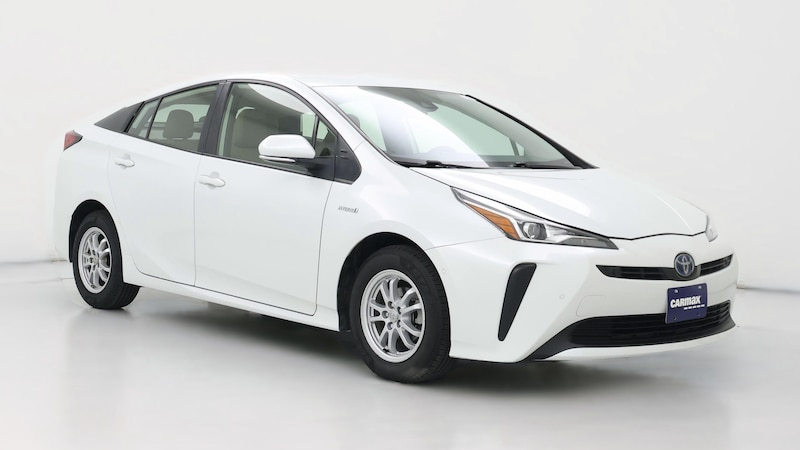 2021 Toyota Prius LE Hero Image