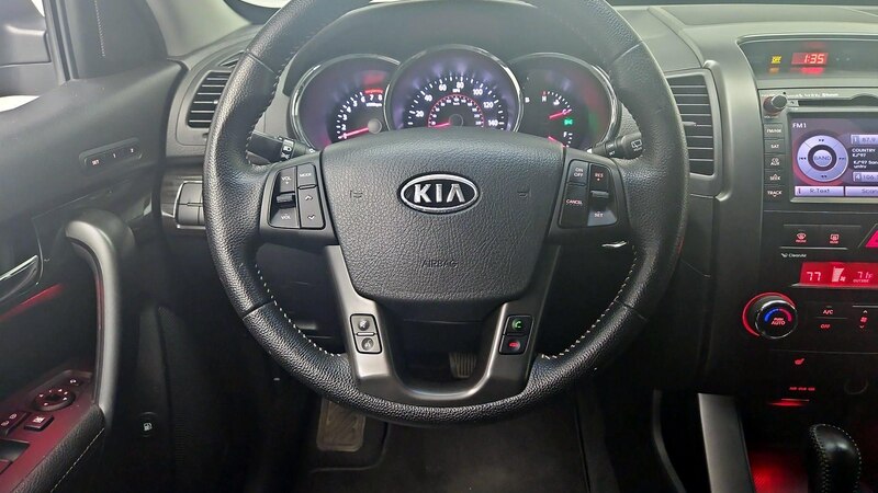 2013 Kia Sorento EX 10