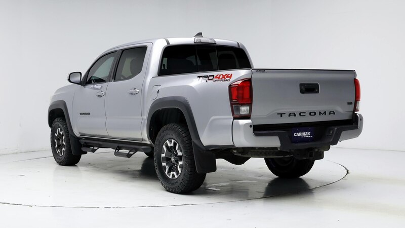 2019 Toyota Tacoma TRD Off-Road 2