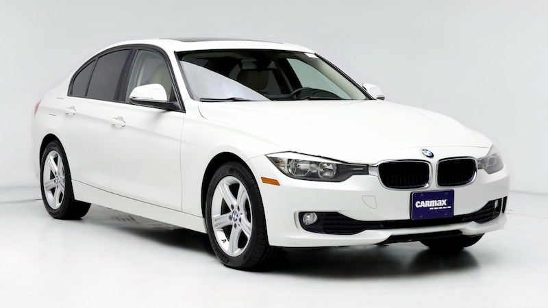 2015 BMW 3 Series 320i Hero Image