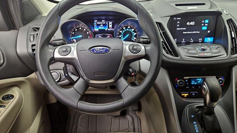 2016 Ford Escape SE 10