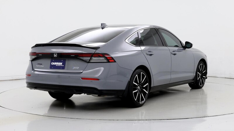 2024 Honda Accord Touring 8