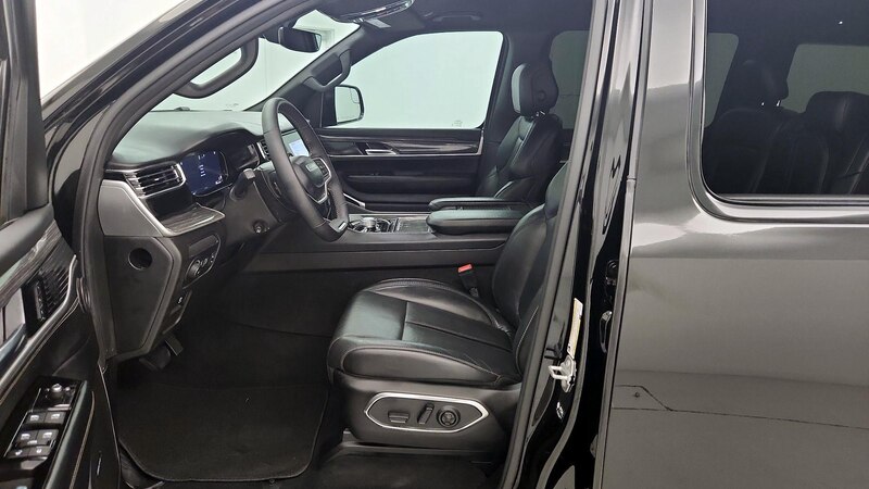 2022 Jeep Wagoneer Series II 11