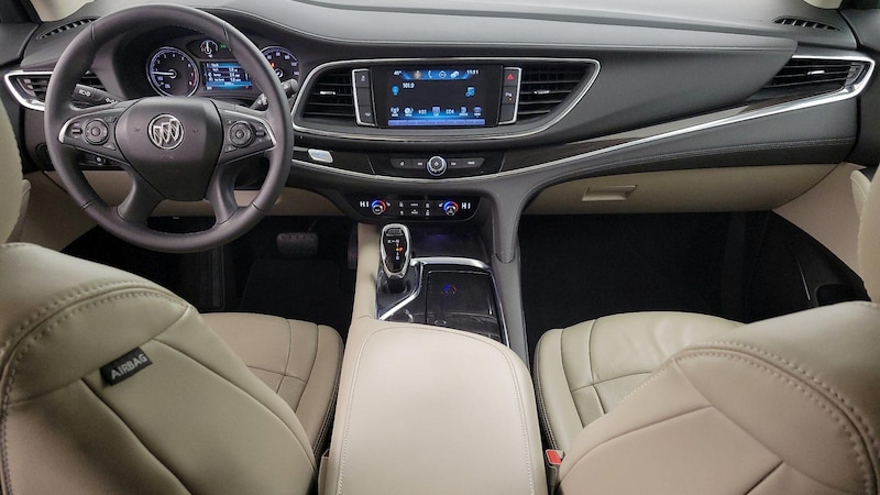 2018 Buick Enclave Essence 9