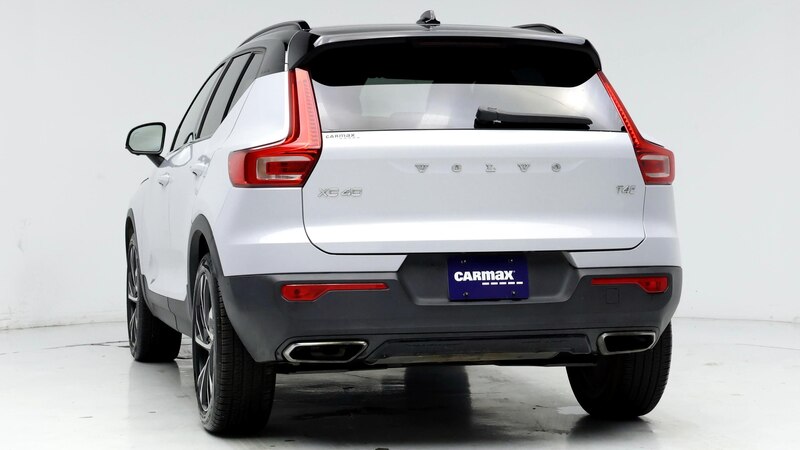 2020 Volvo XC40 T4 R-Design 6