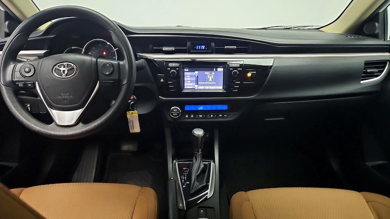 2014 Toyota Corolla LE 9