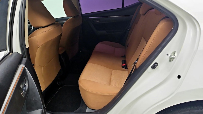 2014 Toyota Corolla LE 19