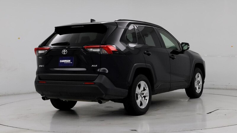 2019 Toyota RAV4 XLE 8