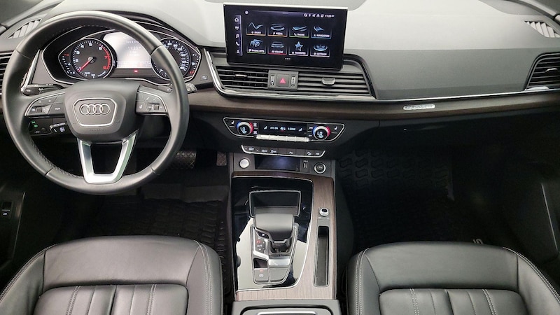 2022 Audi Q5 Premium 9