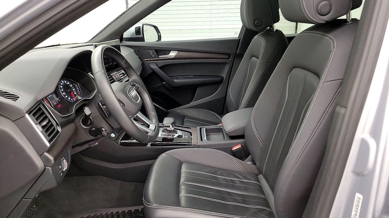 2022 Audi Q5 Premium 11