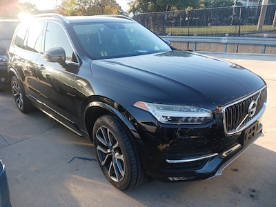 2016 Volvo XC90 T6 Momentum -
                San Antonio, TX